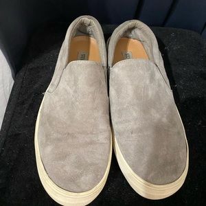 Steve Madden grey suede sneakers